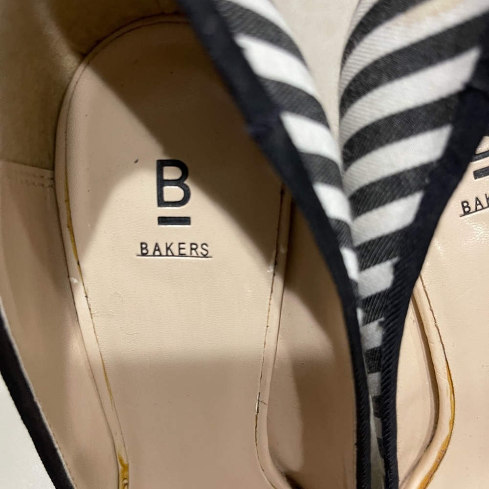 Bakers Heels - Picture 3 of 5